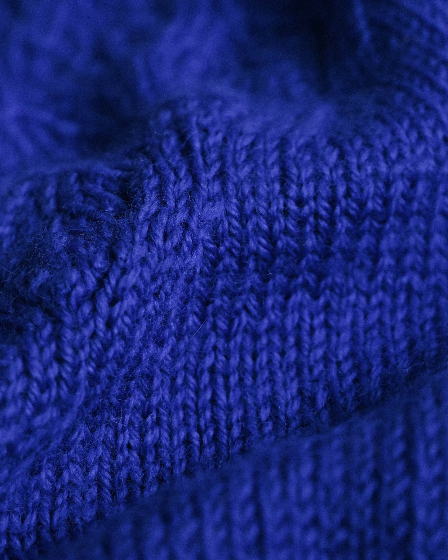 繁複織花純色古著毛衣