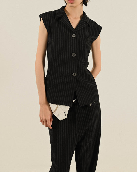 Upcycling挖背設計古著背心