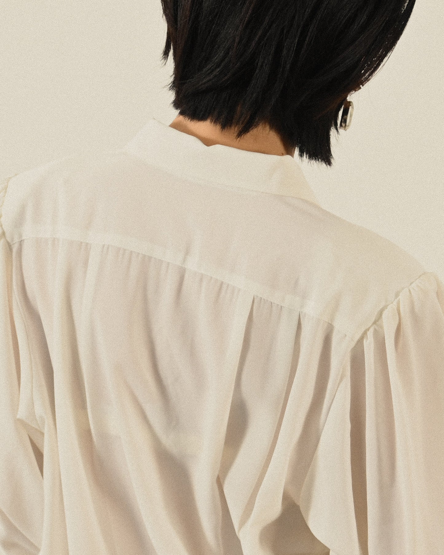 垂墜輪廓打褶古著襯衫