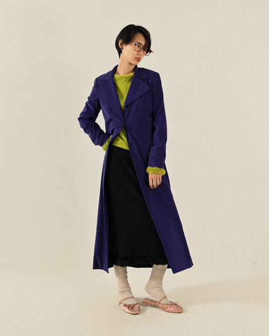 修長輪廓絨面長版古著風衣