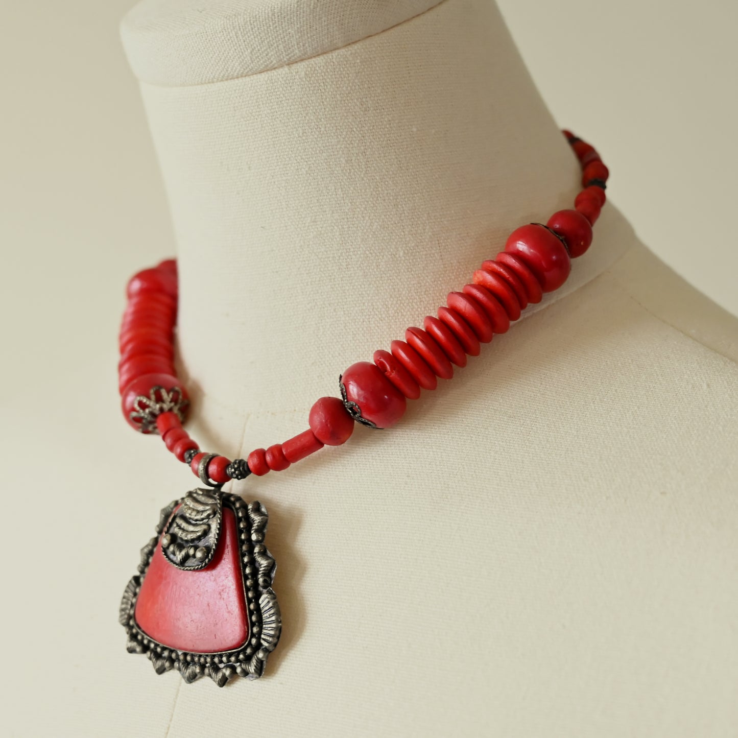 木珠串接古董項鍊