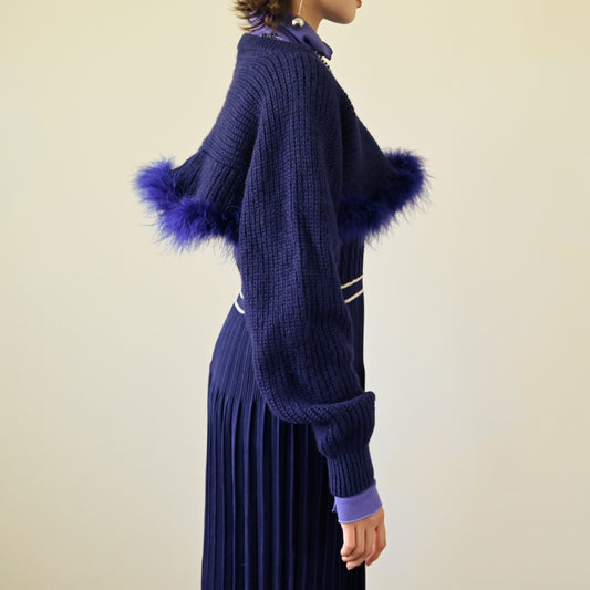 Upcycling鴕鳥毛綴飾短版古著毛衣