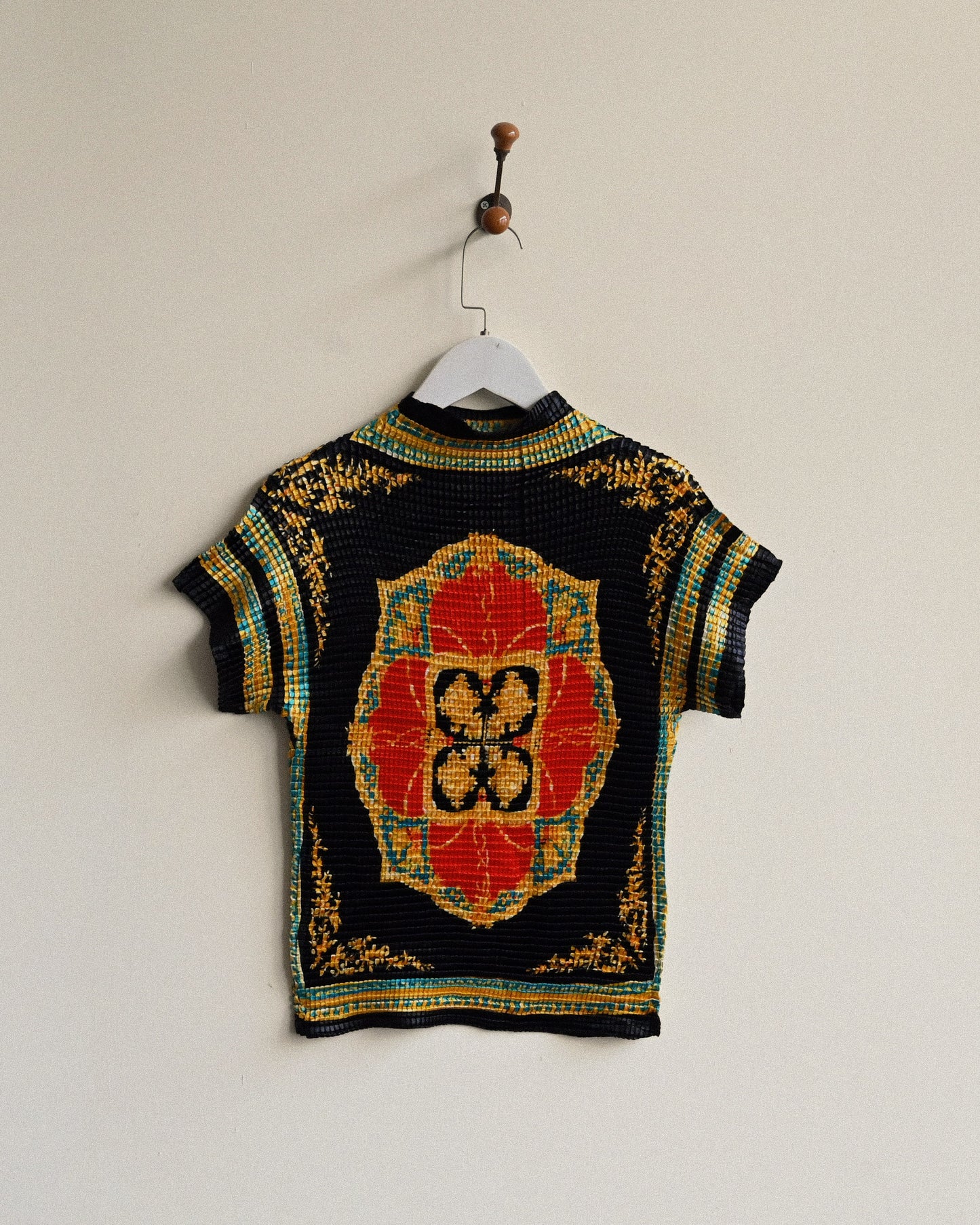 壓褶面料印花古著上衣