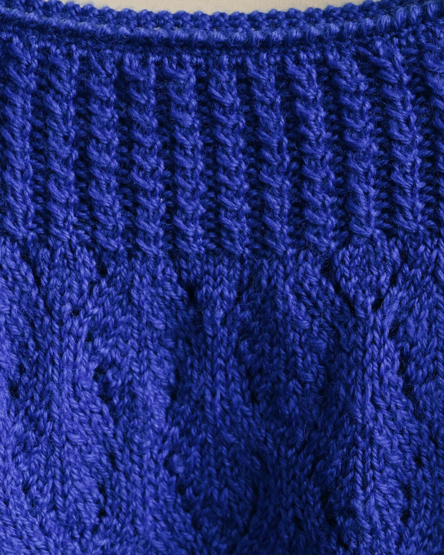 繁複織花純色古著毛衣