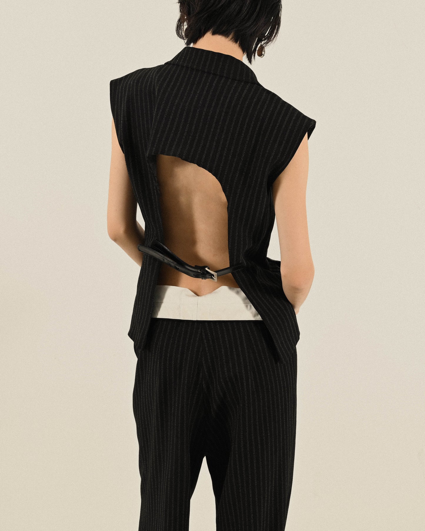 Upcycling挖背設計古著背心