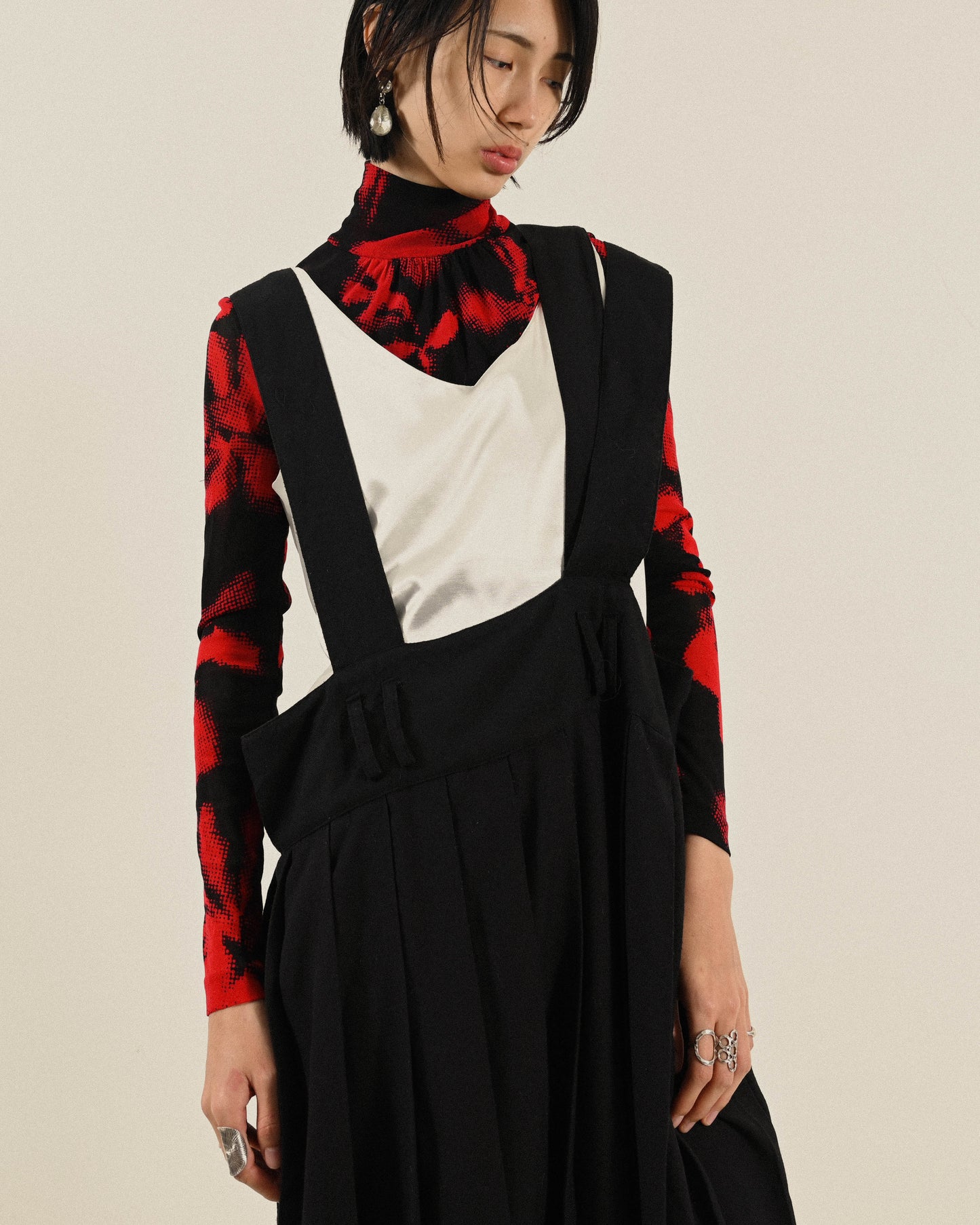 日本製造型肩帶百褶古著吊帶裙