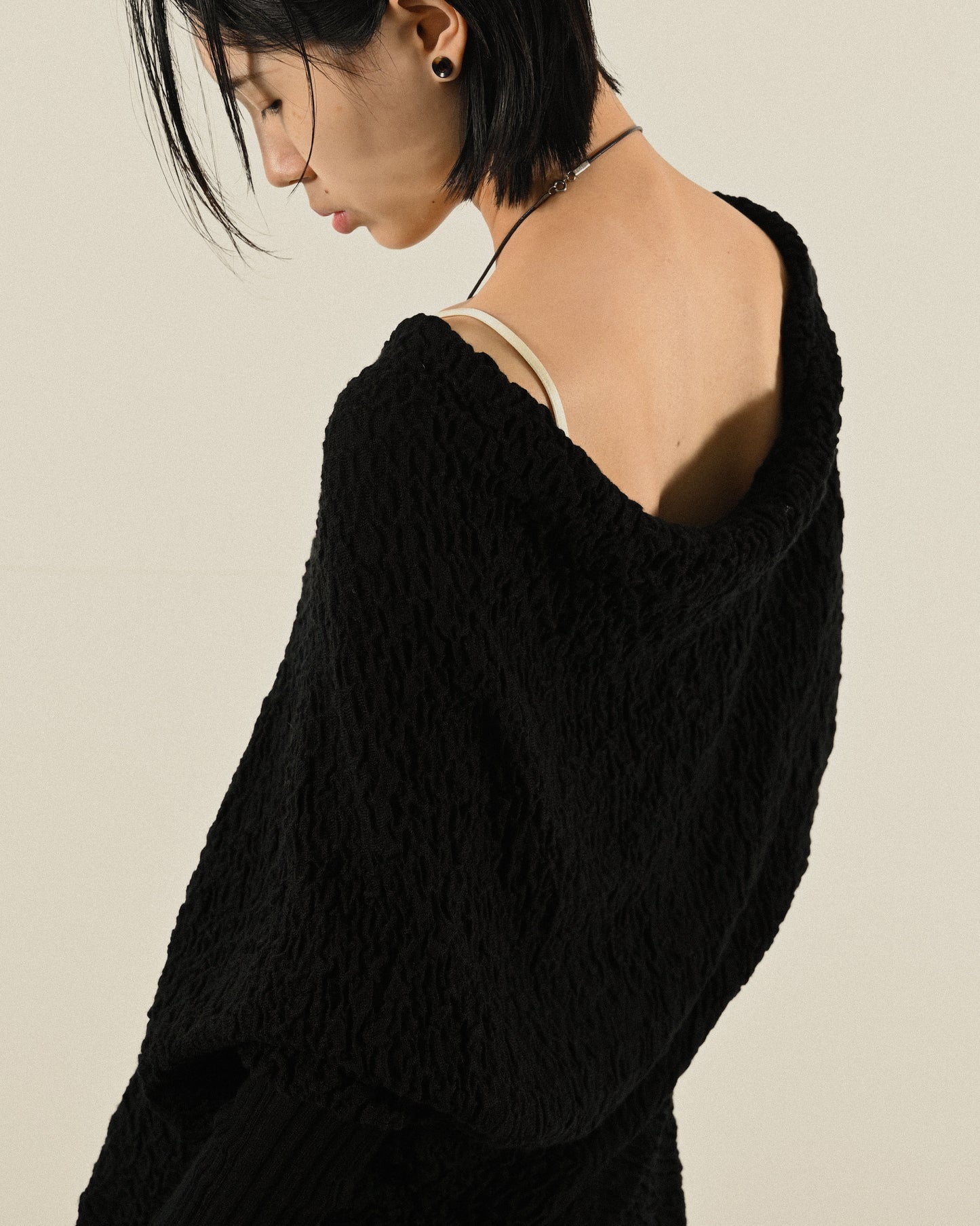 挖背設計紋理針織長版古著上衣