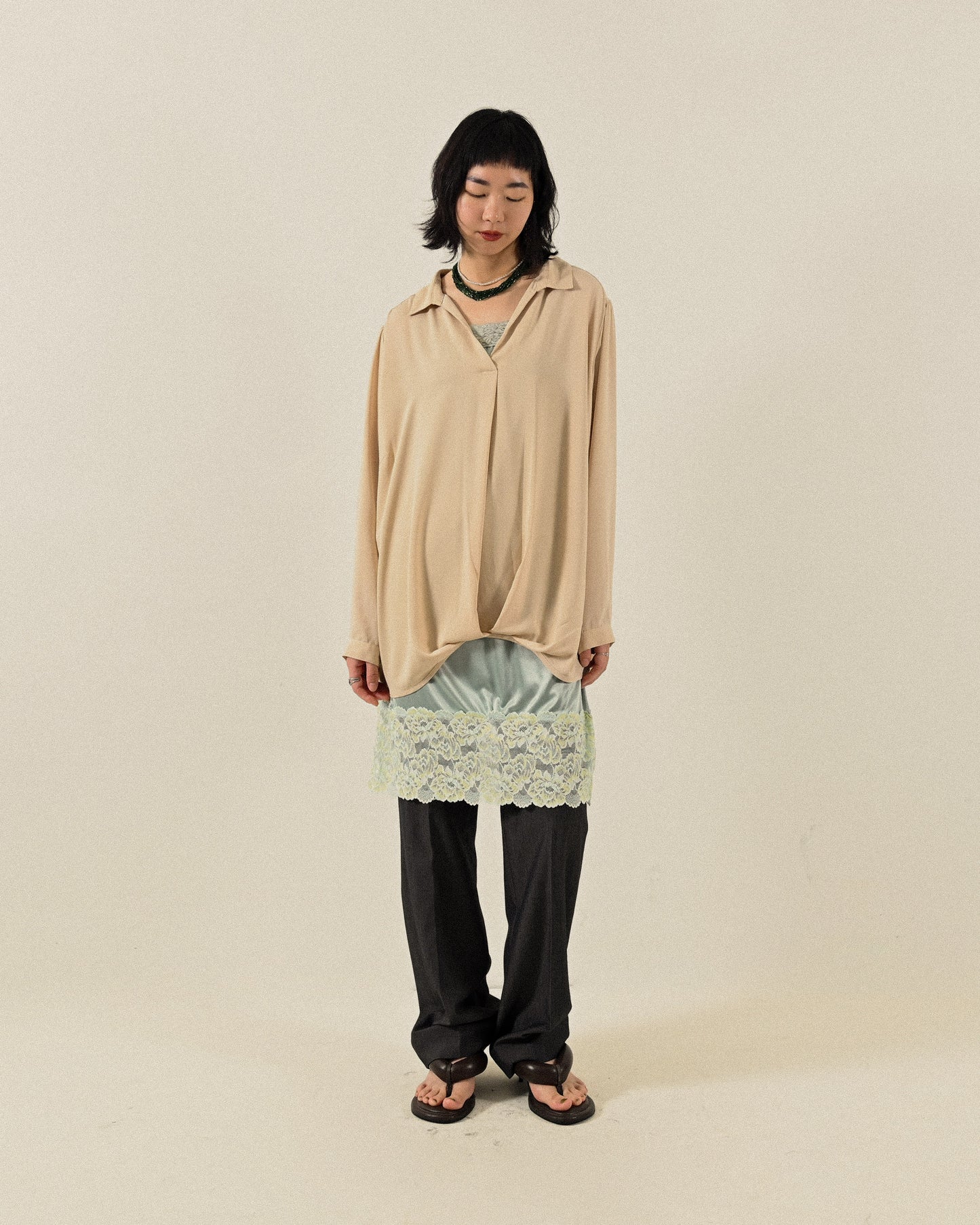 蕾絲綴飾細肩帶古著洋裝襯裙