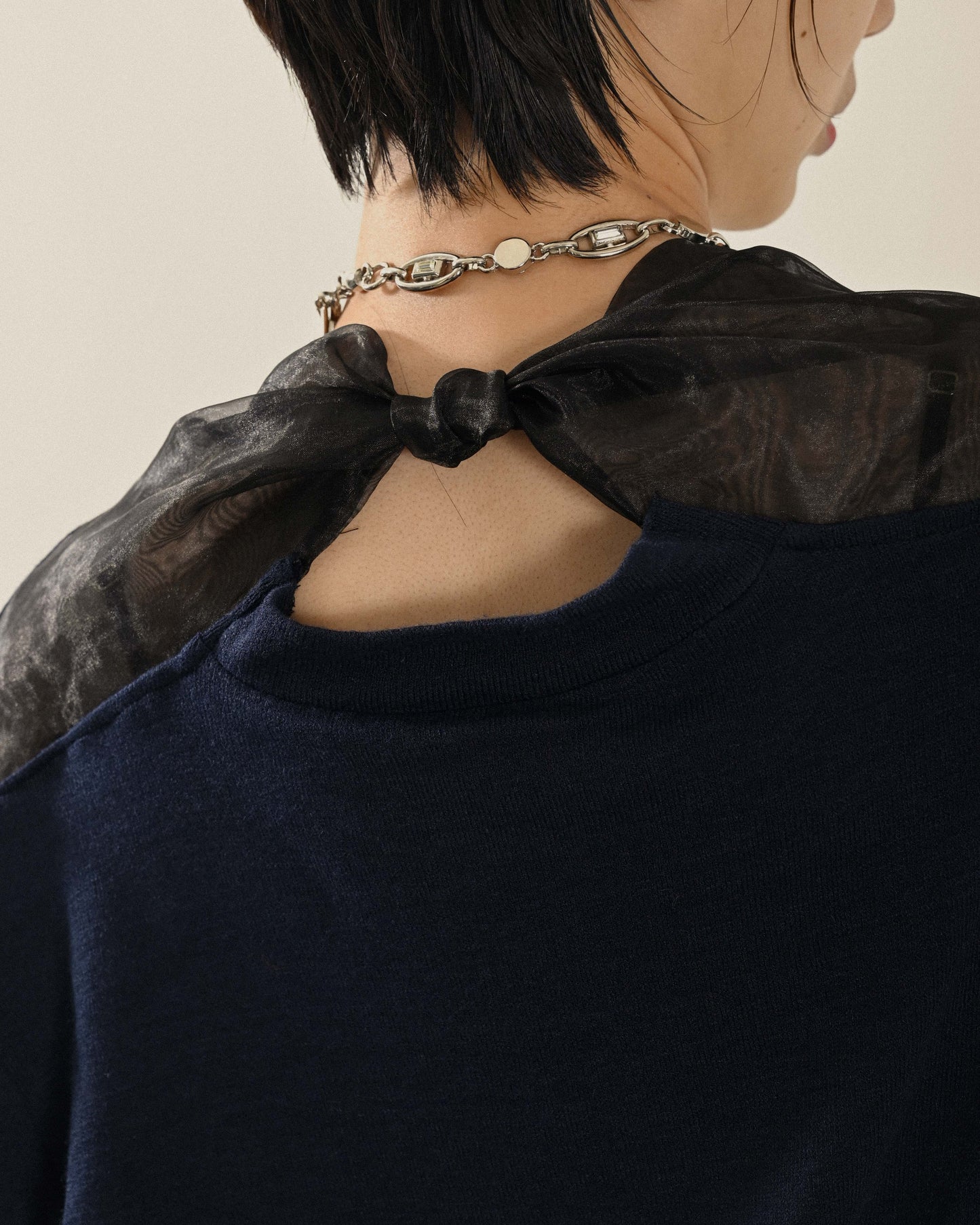 Upcycling紗質綁帶古著針織上衣