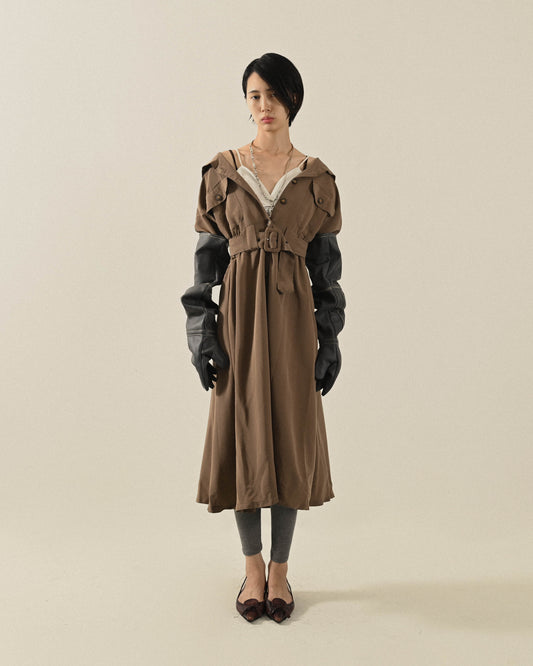 飄逸輪廓純色長版古著風衣