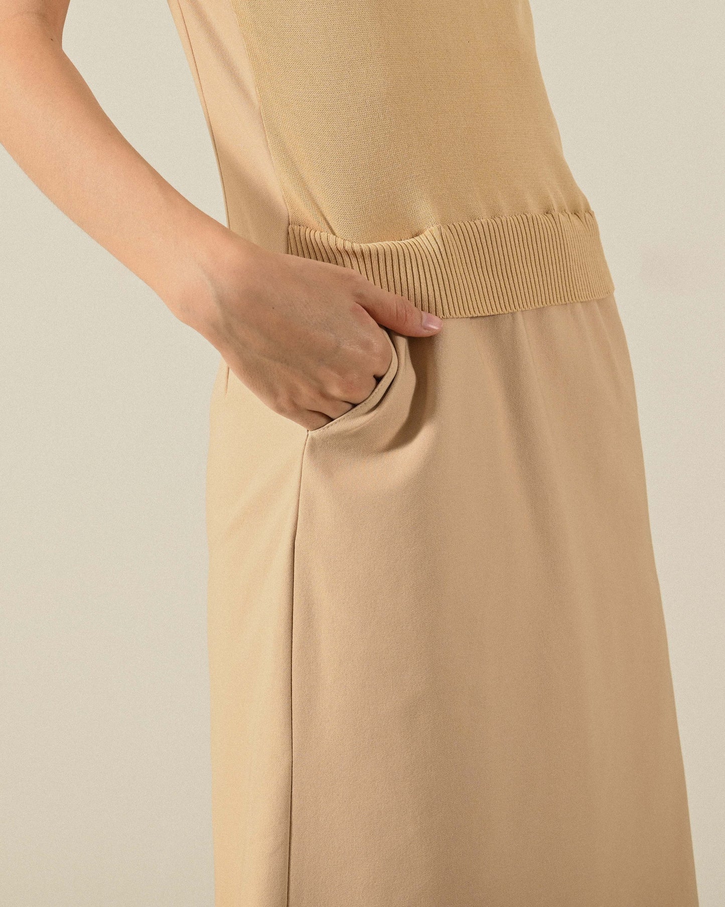 挖背設計假兩件式古著洋裝