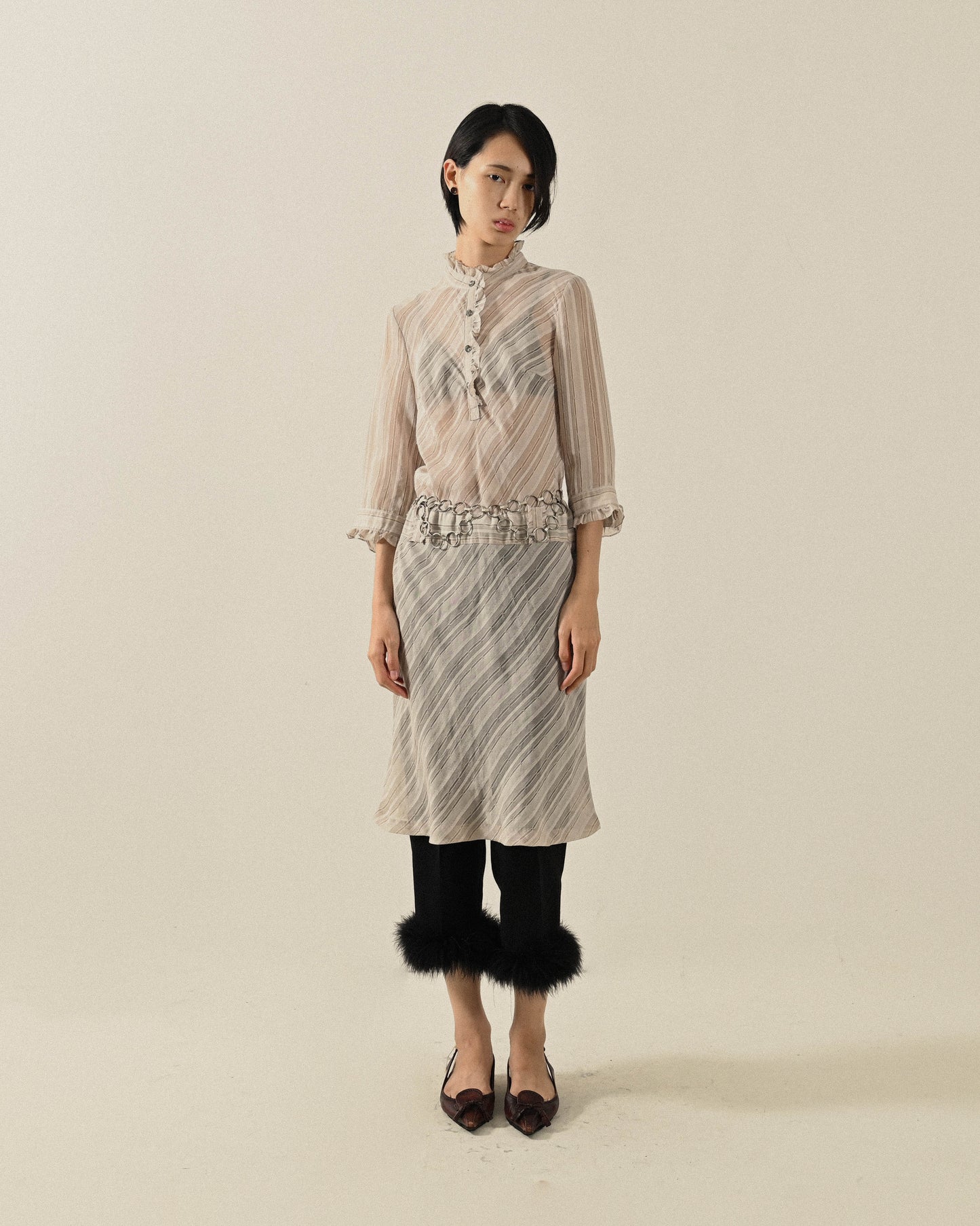 透膚緹花荷葉綴飾古著洋裝